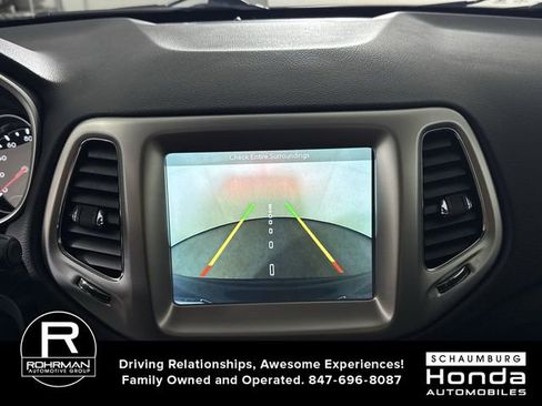 Used 2018 Jeep Compass Latitude w/ Popular Equipment Group image 9