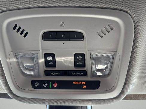 Used 2019 Chevrolet Traverse Premier w/ Redline Edition image 39