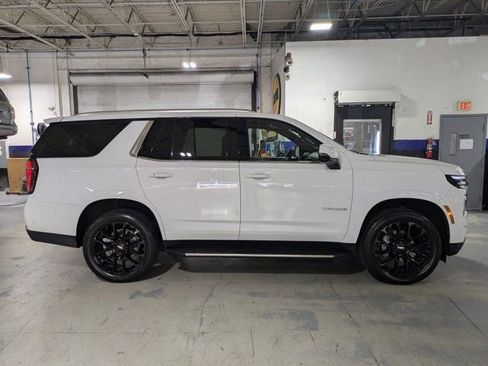 Used 2025 Chevrolet Tahoe LT w/ Comfort Package image 2