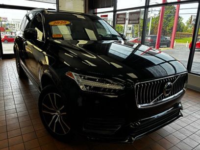 Used 2020 Volvo XC90 T5 Momentum w/ Protection Package Premier