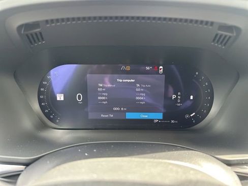 New 2026 Volvo XC60 B5 Plus w/ Protection Package Premier image 17