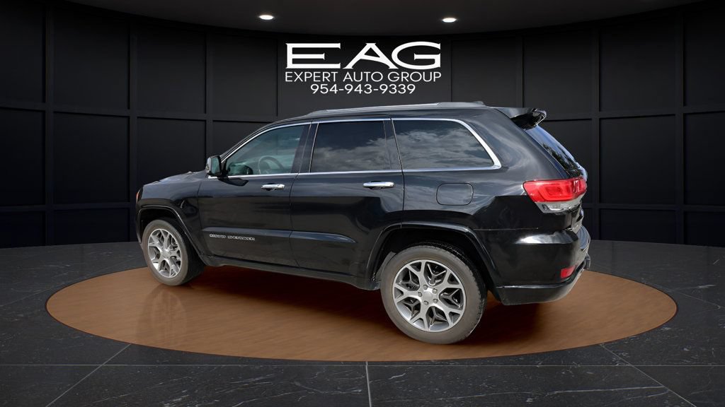 Used 2020 Jeep Grand Cherokee Overland AWD/4WD image 6
