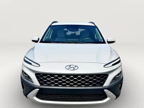 Used 2023 Hyundai Kona SEL w/ Cargo Package FWD image 2