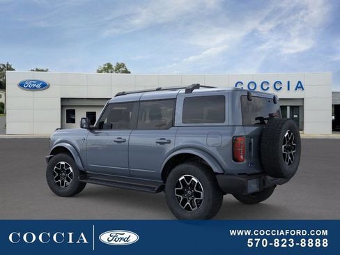New 2025 Ford Bronco Outer Banks image 4