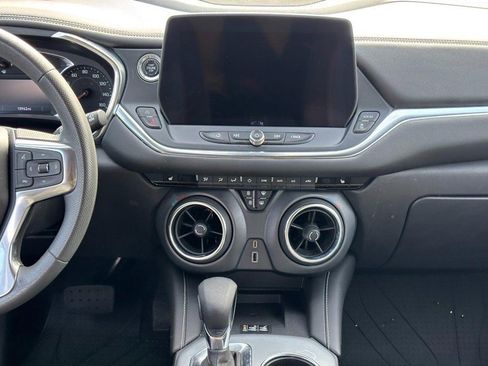 Used 2024 Chevrolet Blazer LT w/ Convenience Package image 13
