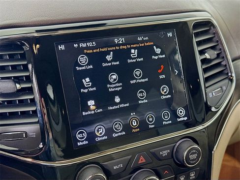 Used 2019 Jeep Grand Cherokee Overland image 26