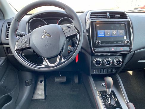 New 2024 Mitsubishi Outlander Sport LE image 8