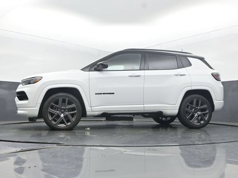 Used 2025 Jeep Compass Limited w/ High Altitude Package AWD/4WD image 50