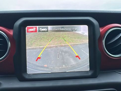 Used 2021 Jeep Wrangler Unlimited Rubicon image 18