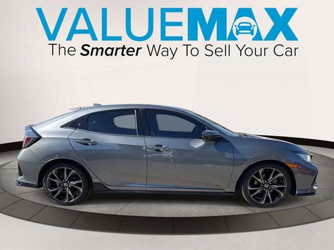 Used 2019 Honda Civic Sport Touring image 2