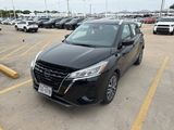 Used 2024 Nissan Kicks SV image 3