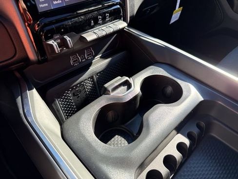 New 2026 RAM 1500 Big Horn AWD/4WD image 20