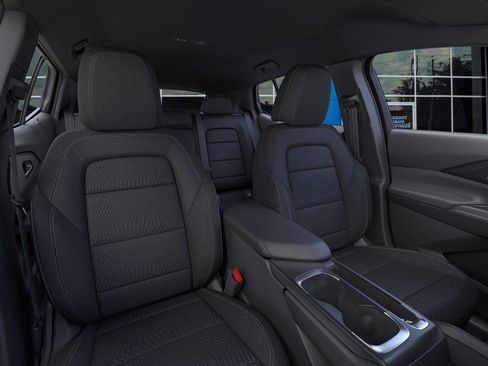 New 2026 Chevrolet Equinox EV LT image 16