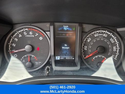 Used 2022 Toyota Tacoma SR w/ SR Convenience Package RWD image 28