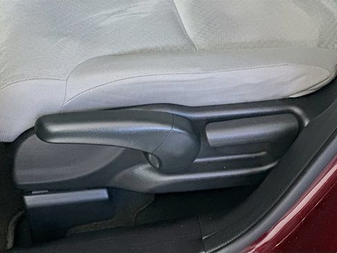Used 2015 Honda CR-V LX image 21