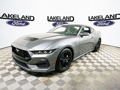 Used 2025 Ford Mustang GT RWD image 7