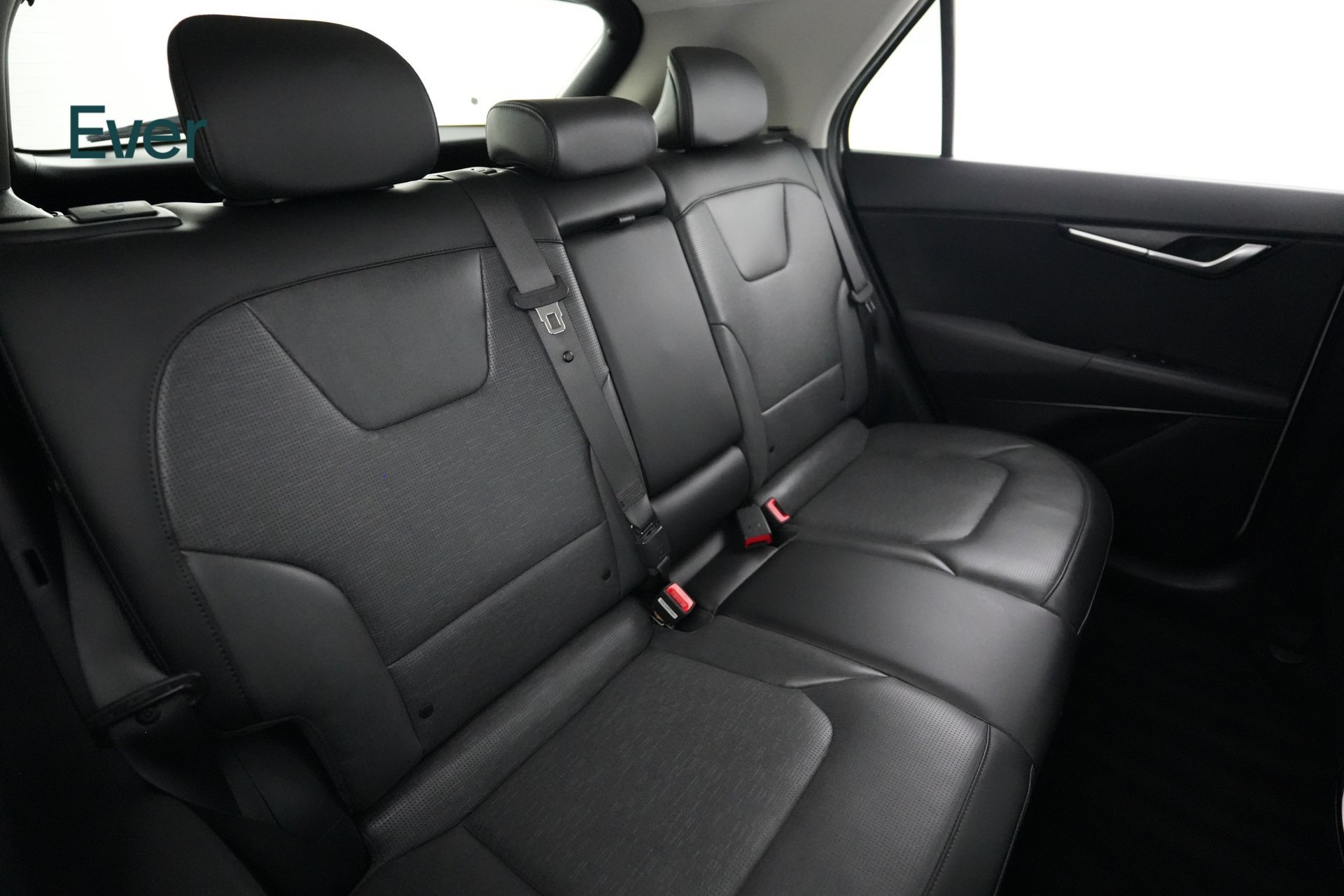 Used 2024 Kia Niro Wave w/ Wave Preserve Package FWD image 5
