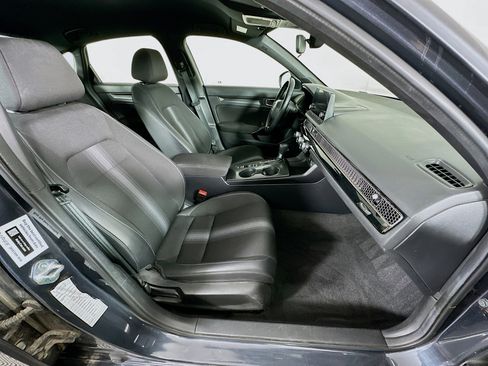 Used 2025 Honda Civic Sport image 29