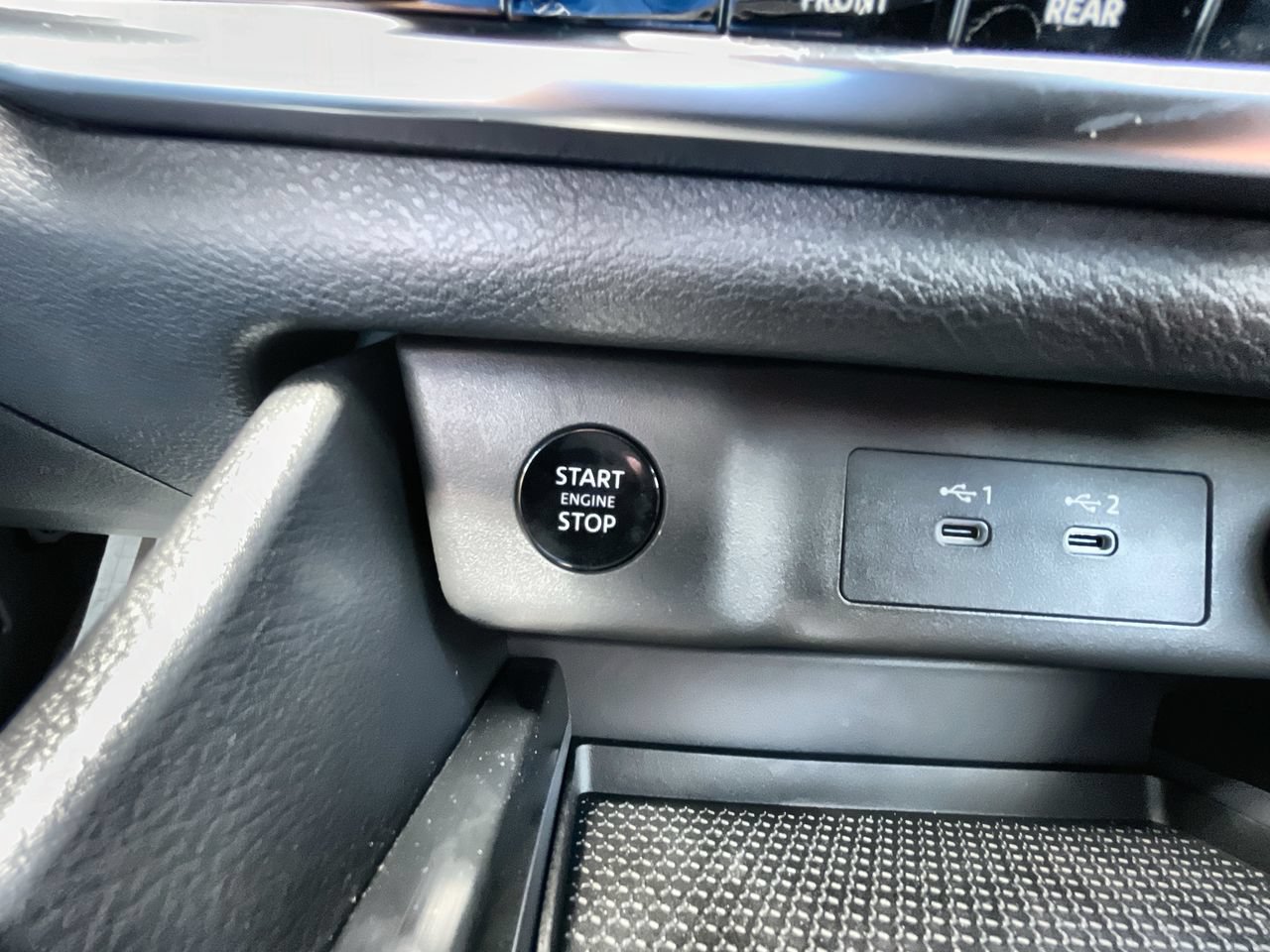Used 2026 Nissan Rogue SV FWD image 16