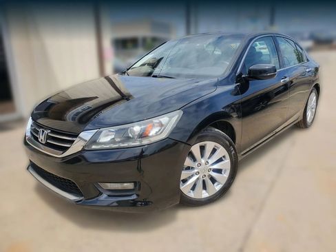 Used 2015 Honda Accord EX-L image 2
