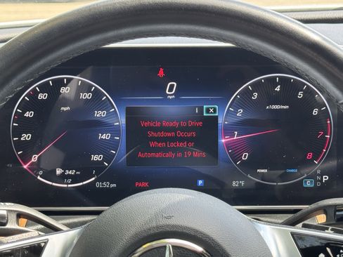 Used 2024 Mercedes-Benz C 300 Sedan image 16