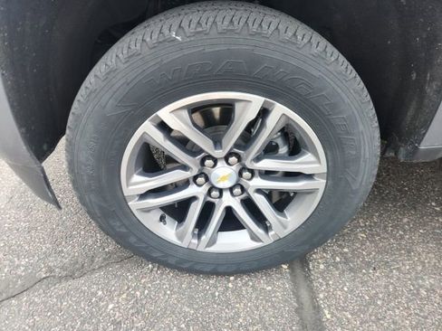 Certified 2022 Chevrolet Colorado W/T w/ Custom Special Edition image 5