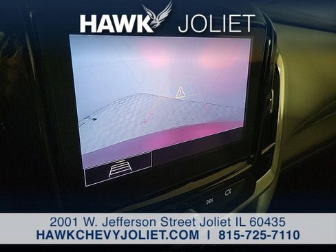 Used 2021 Chevrolet Traverse LT FWD image 18