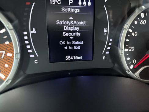 Used 2019 Jeep Renegade Latitude w/ Popular Equipment Group image 20