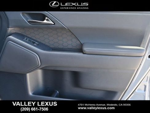 Certified 2024 Lexus GX 550 w/ Accessory Package (31) AWD/4WD image 21