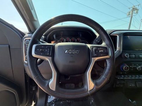 Used 2021 Chevrolet Silverado 2500 LT w/ Midnight Edition AWD/4WD image 18