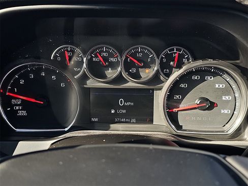 Used 2021 Chevrolet Silverado 1500 LT Trail Boss w/ Convenience Package II image 18