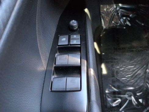 Used 2026 Toyota Camry SE FWD image 21