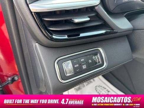 Used 2025 Buick Enclave Avenir w/ Super Cruise Package AWD/4WD image 33