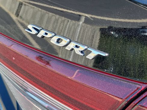 Certified 2025 Honda Civic Sport image 9