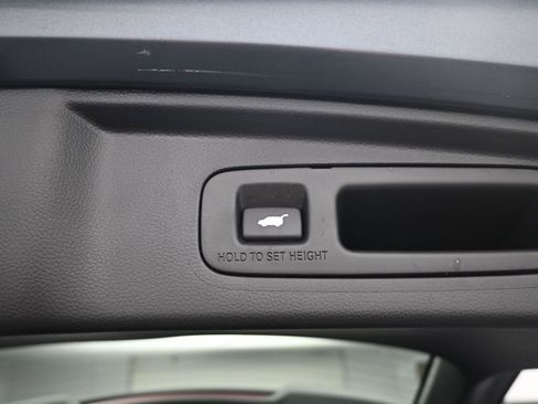 Used 2024 Honda CR-V EX-L image 37