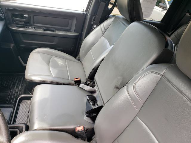 Used 2024 RAM 2500 Tradesman w/ Chrome Appearance Group AWD/4WD image 19