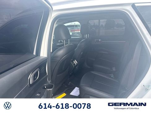 Used 2022 Kia Sorento EX w/ Panoramic Sunroof Package AWD/4WD image 18