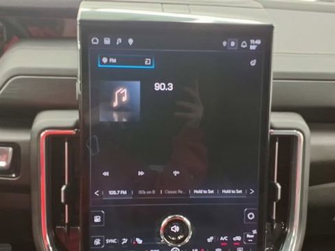 Used 2025 GMC Yukon XL Denali image 28