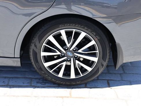 Used 2019 Subaru Legacy 2.5i Premium AWD/4WD image 40