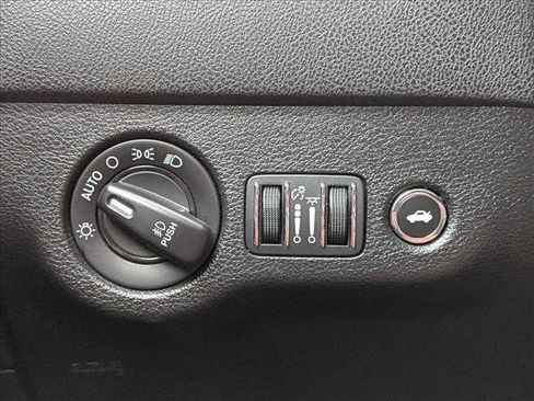 Used 2019 Dodge Charger R/T image 15