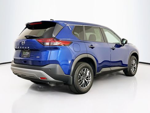 Used 2023 Nissan Rogue S AWD/4WD image 9