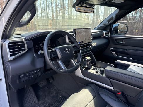 Used 2024 Toyota Tundra Platinum image 12