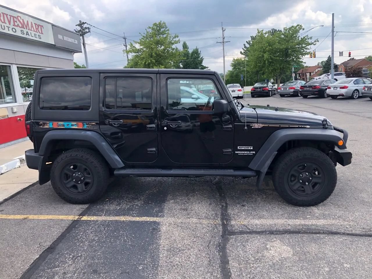 Used 2015 Jeep Wrangler Unlimited Sport w/ Mopar Black Appearance Group AWD/4WD image 11