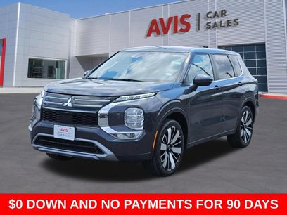 Used 2025 Mitsubishi Outlander SE