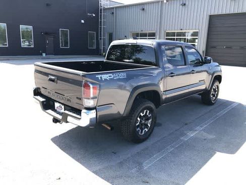 Used 2021 Toyota Tacoma TRD Off-Road AWD/4WD image 6