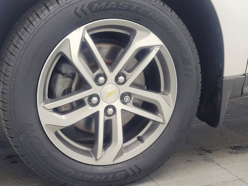 Used 2017 Chevrolet Equinox Premier w/ Enhanced Convenience Package FWD image 31