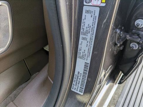 Used 2025 RAM 1500 Laramie w/ Laramie Southwest Edition image 21