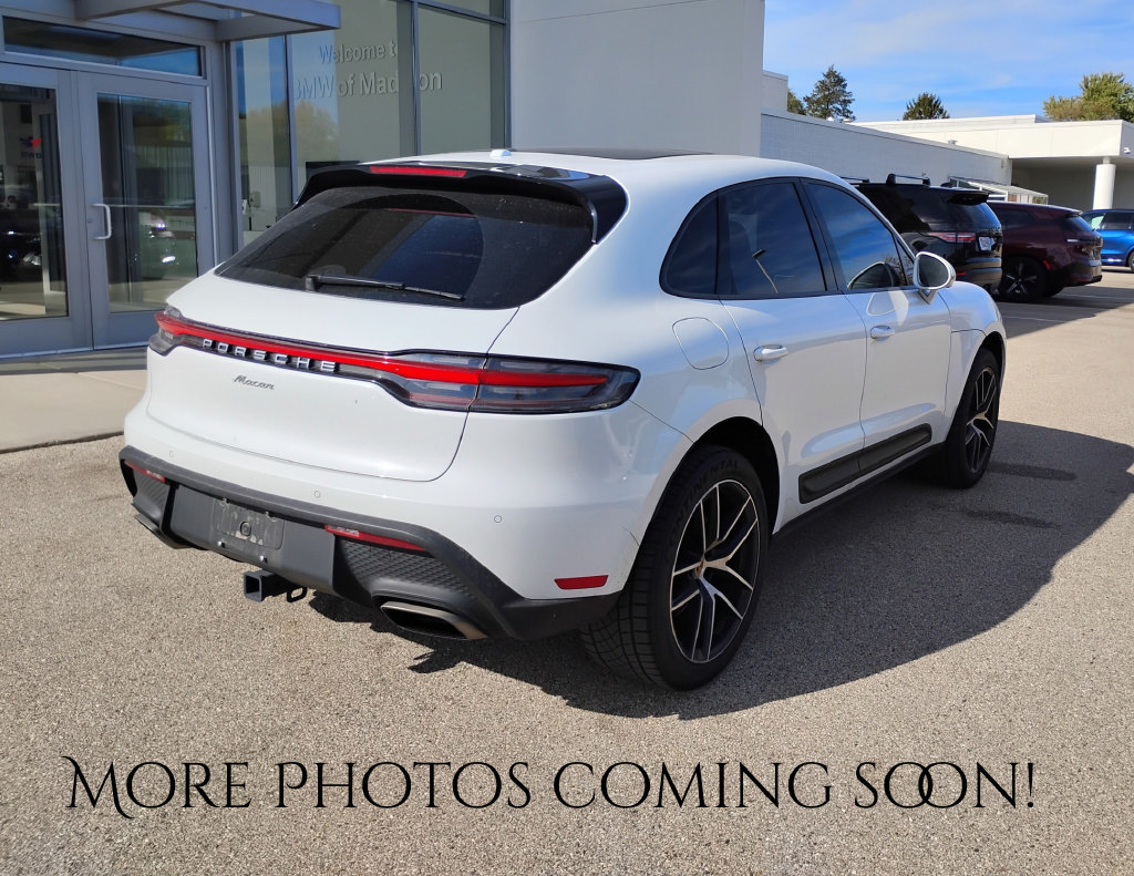 Used 2023 Porsche Macan AWD/4WD image 4