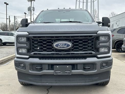Used 2024 Ford F250 XL w/ STX Appearance Package image 3