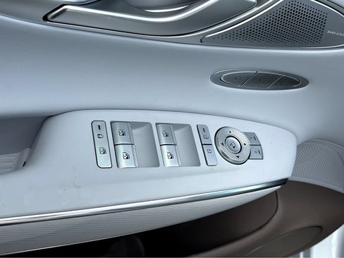 New 2026 Genesis GV70 2.5T Advanced AWD/4WD image 37